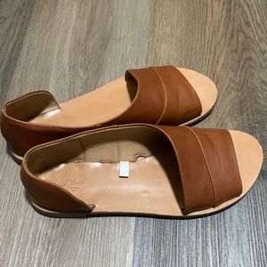Women’s slides